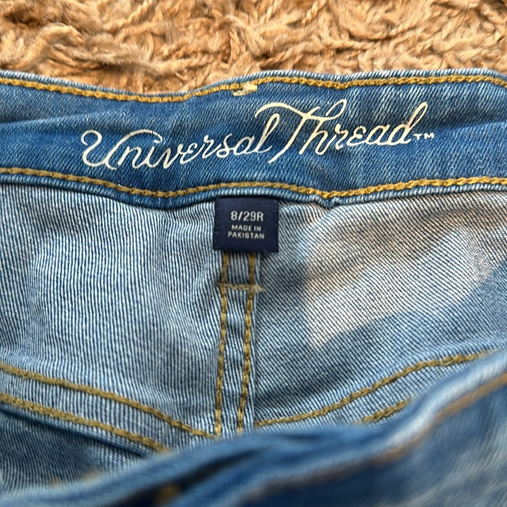 Universal Thread Cut Off Mom Shorts - Picture 2 of 3
